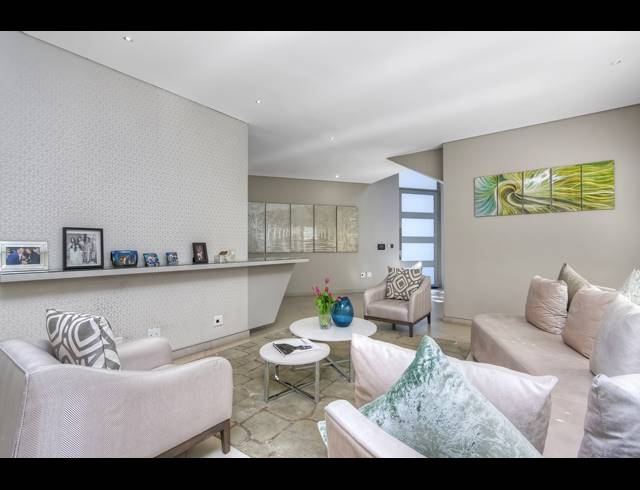 4 BEDROOM CLUSTER FOR SALE IN MORNINGSIDE
